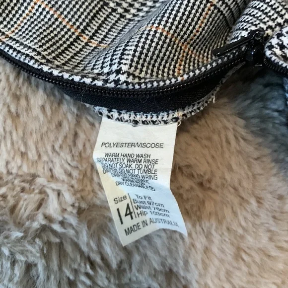 Pants - Picture 6 of 9